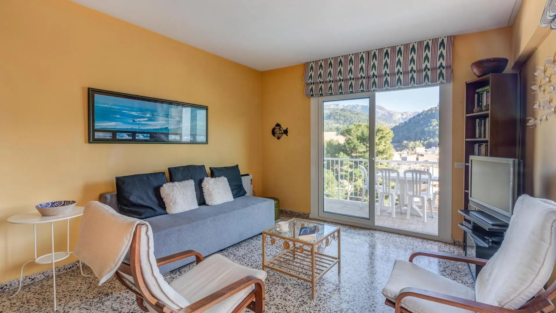 Neptuno 1 Simple Apartment In Port De 索列尔 0*,  西班牙