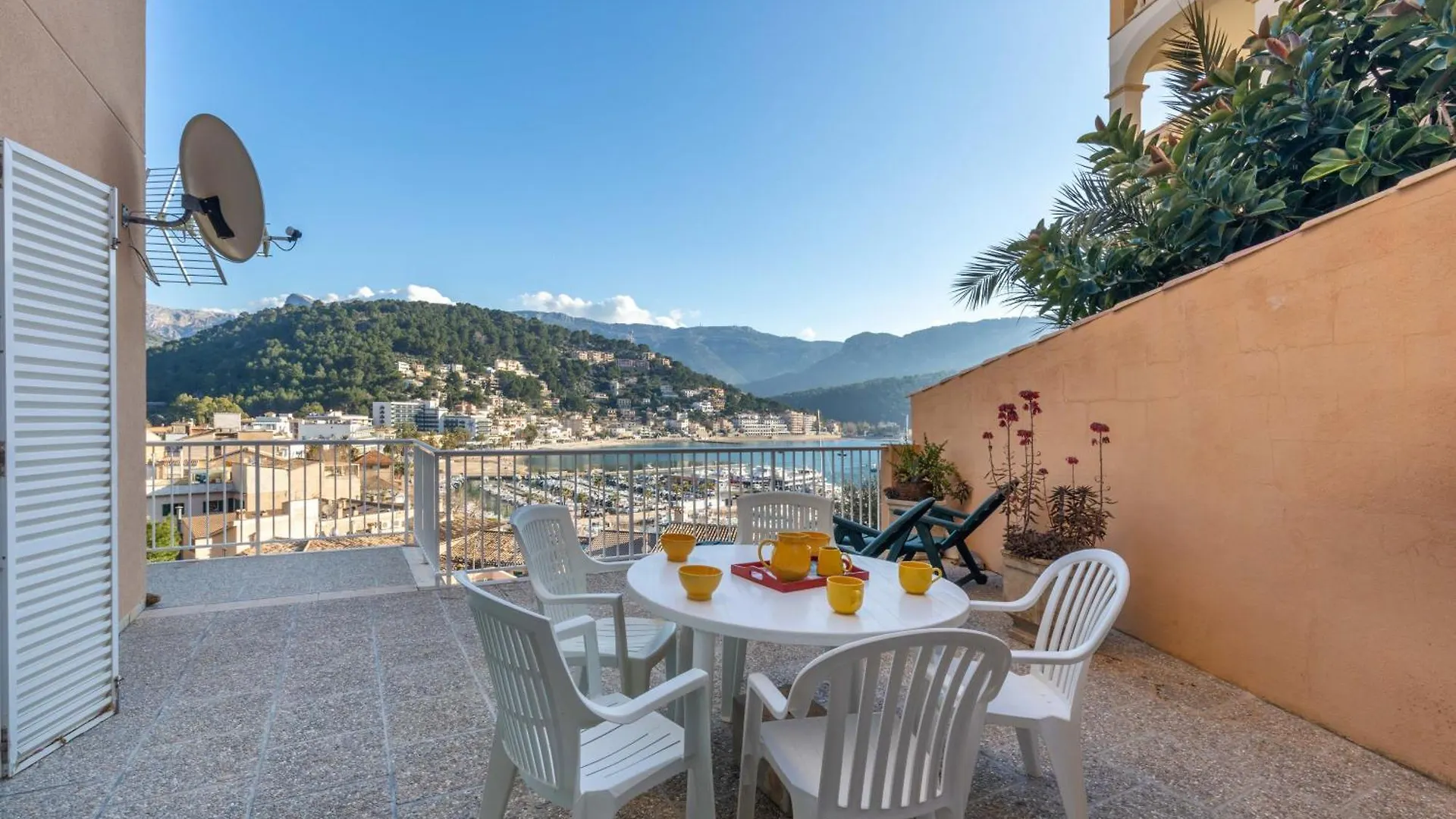 Neptuno 1 Simple Apartment In Port De 索列尔